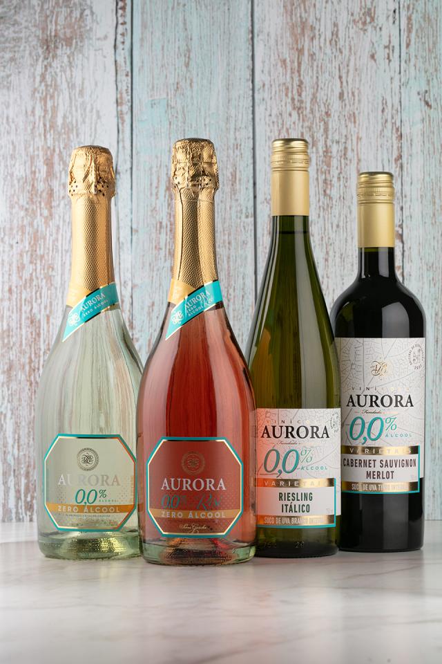 Além do Aurora Zero Riesling Itálico e do Aurora Zero Cabernet Sauvignon e Merlot, linha é composta também pelo Aurora Zero Álcool Branco e o Aurora Zero Álcool Rosé, bebidas elaboradas à base